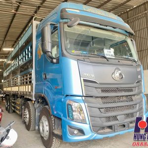 Xe Tải Chenglong H7 4 Chân Thùng Chở Gia Súc 9.3m